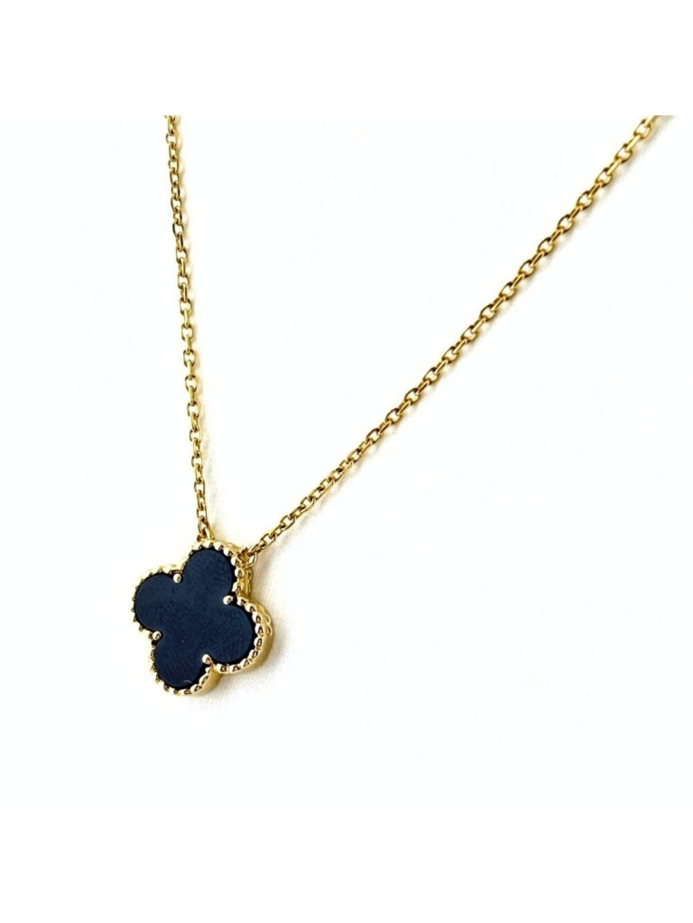 Van Cleef & Arpels Vintage Alhambra Yellow Gold Pendant Onyx Necklace